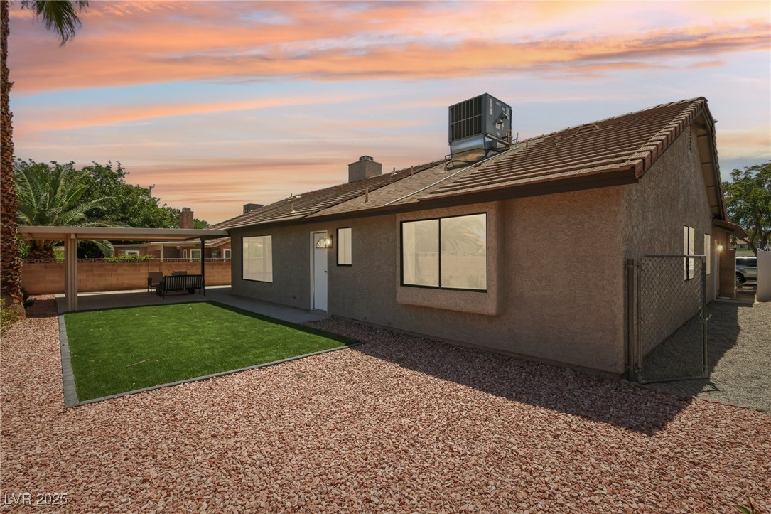 2854 Mahogany Grove Avenue