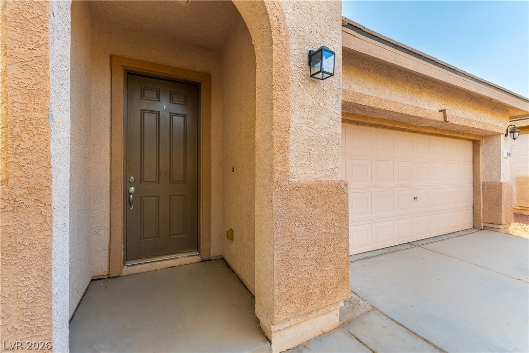 8109 Slate Falls Street
