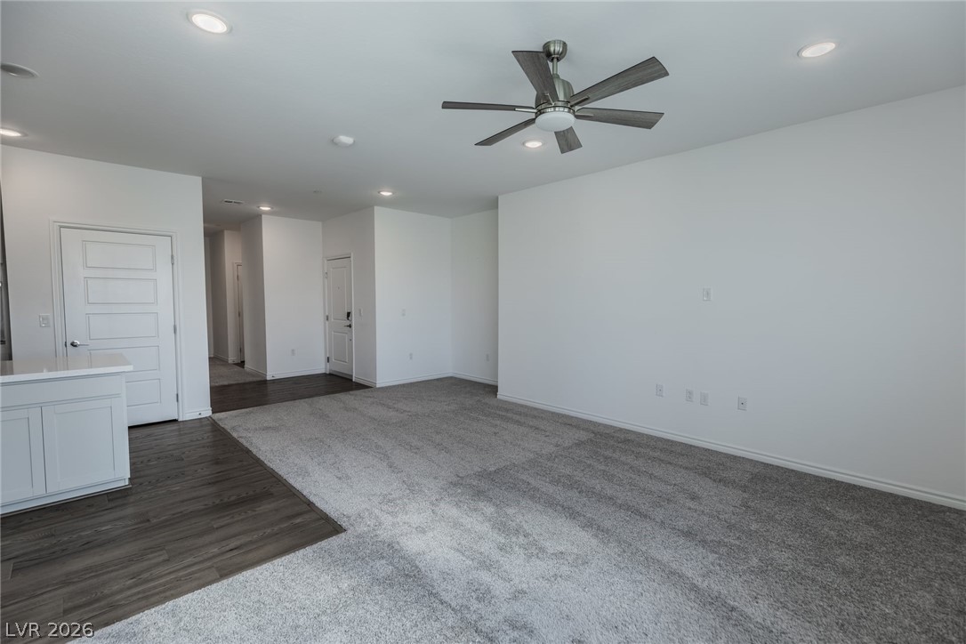 2555 Hampton Road 8206