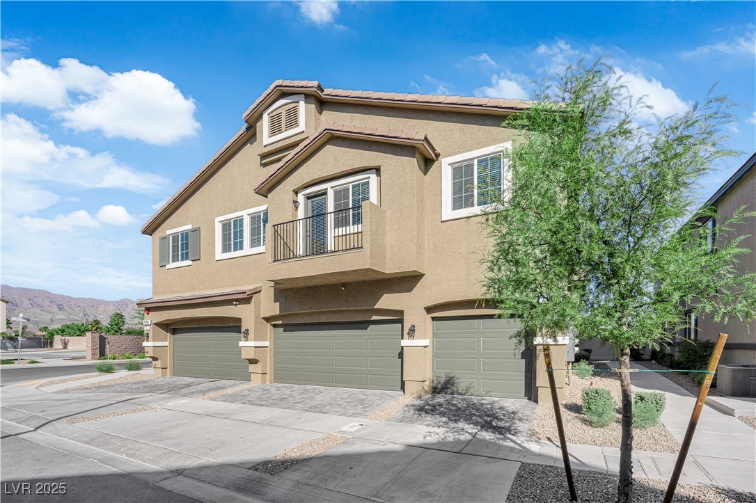 7950 Pandora Sky Street 1