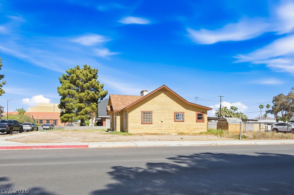 529 S 9th Street