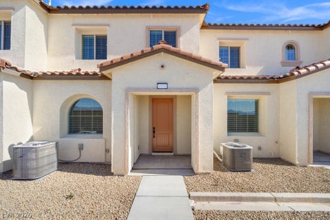 Townhouse For Sale - 10688 Roselawn Avenue<br/> Las Vegas, NV 89166