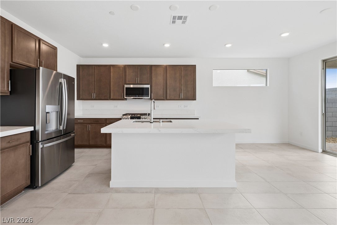 10457 Mountain Aster Avenue