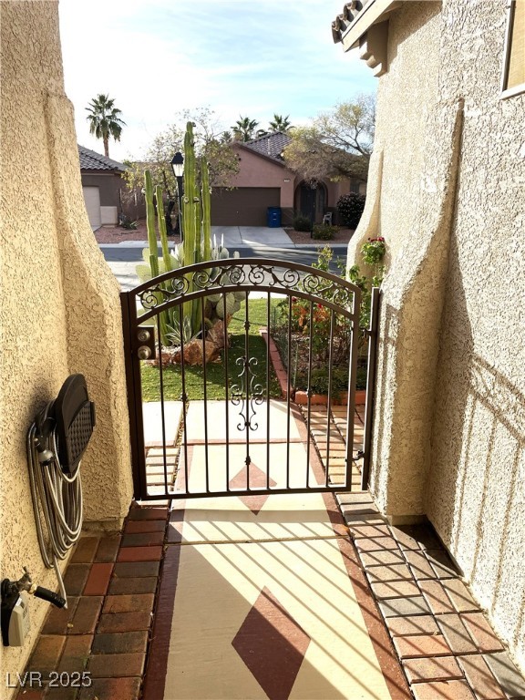 3562 Driving Range Street