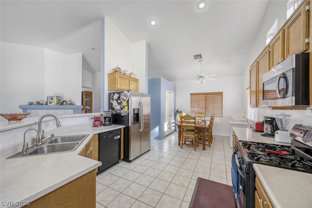 2415 Sweet Leilani Avenue