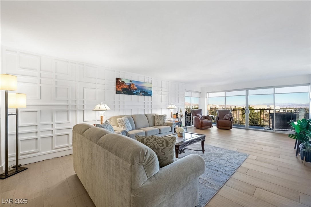 3111 Bel Air Drive 7F