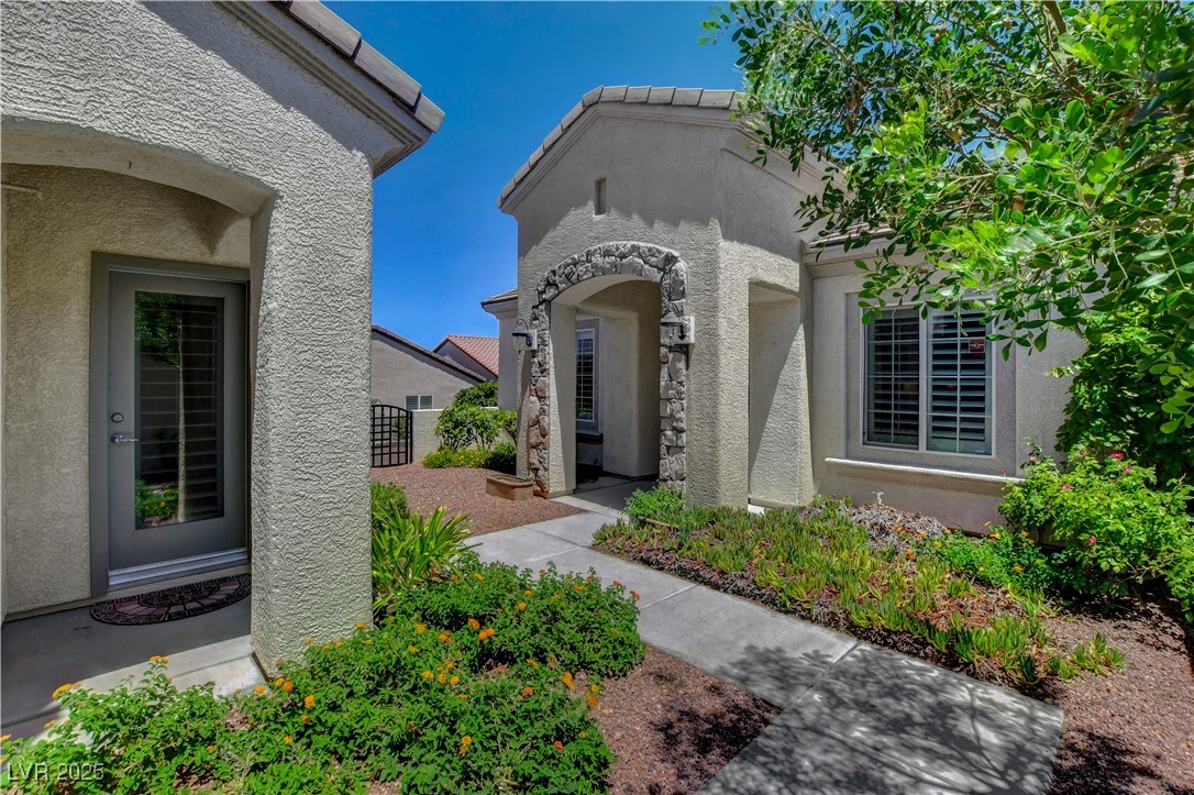 2312 Perrysburg Drive