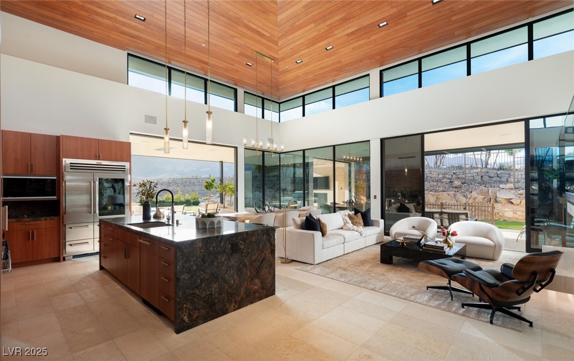 11707 Discovery Canyon Drive