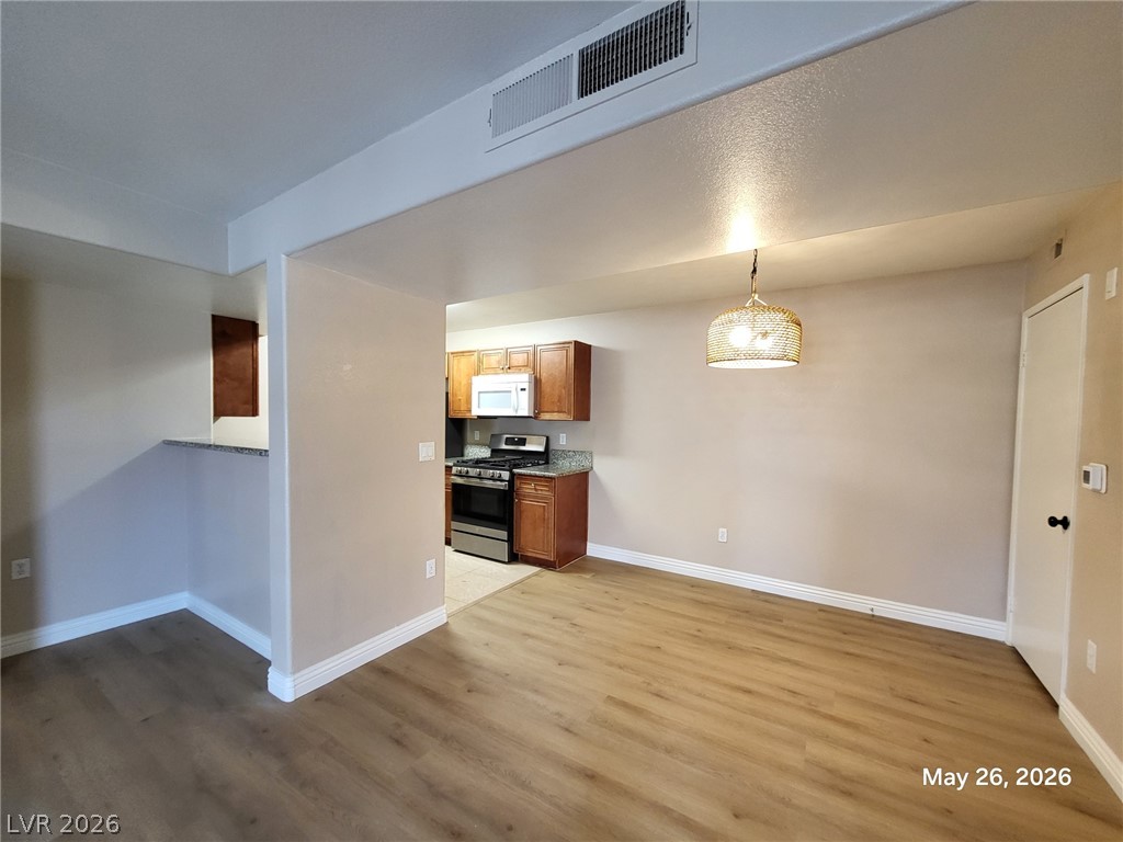 7885 W Flamingo Road 1121