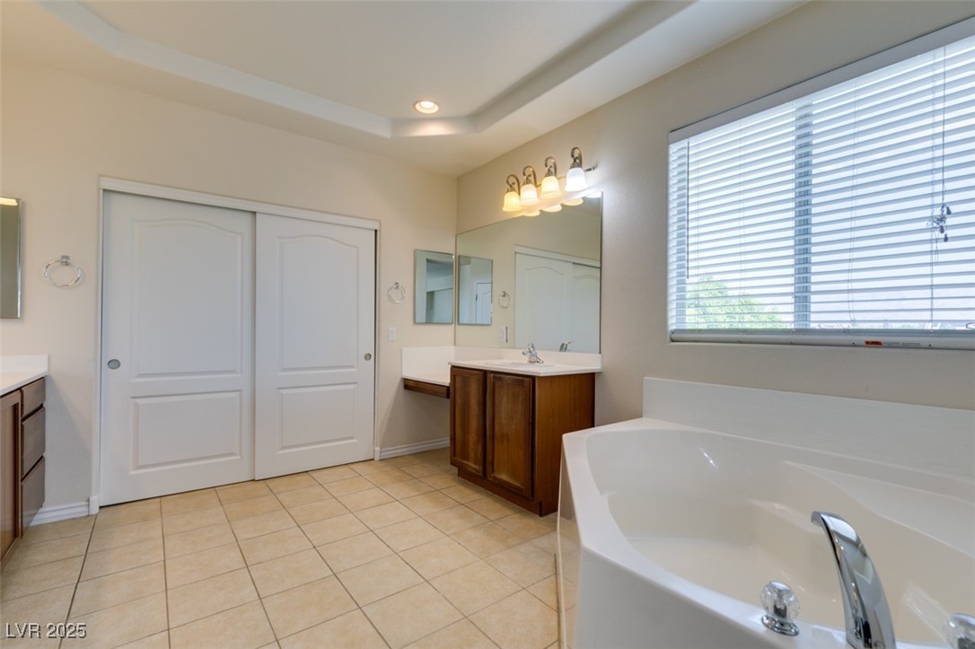 North Las Vegas, Nevada 89081, United States, 4 Bedrooms Bedrooms, ,3 BathroomsBathrooms,Residential,Active,130796