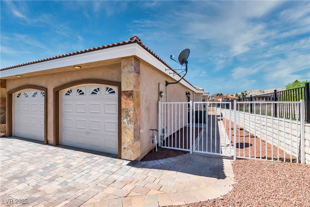 3665 S Pointe Circle, Laughlin, Nevada image 4