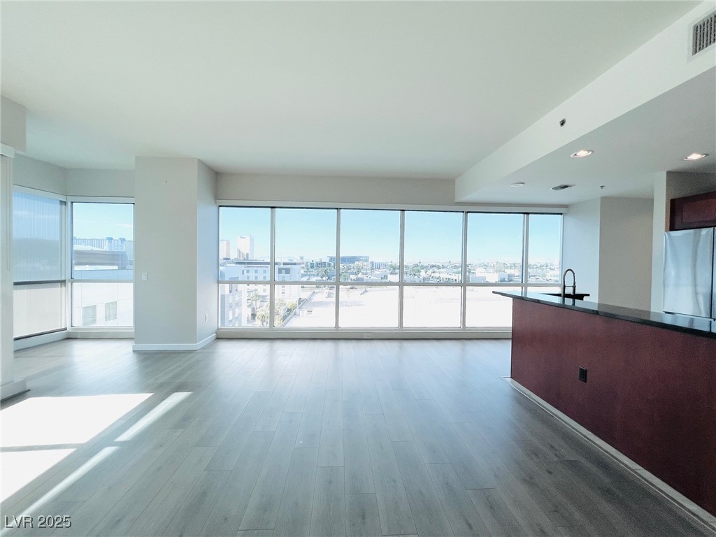 4575 Dean Martin Drive 600
