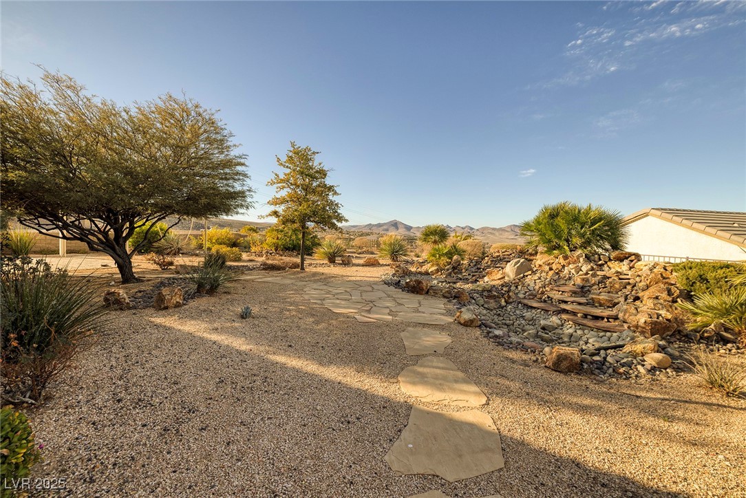 2401 Orangeburg Place, Henderson, Nevada image 7