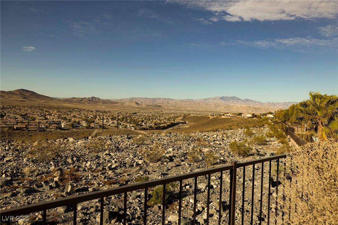 2401 Orangeburg Place, Henderson, Nevada image 15
