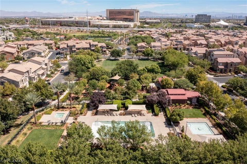 Townhouse For Sale - 11489 Belmont Lake Drive #102<br/> Clark County, Las Vegas, NV 89135