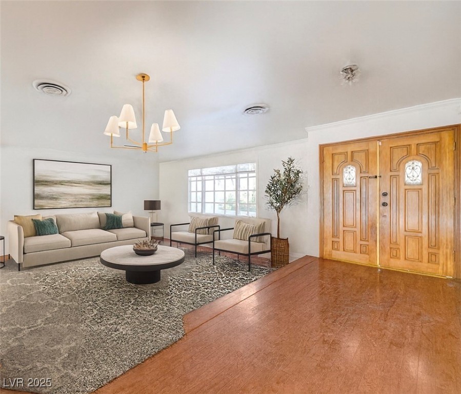 3689 N Rosecrest Circle