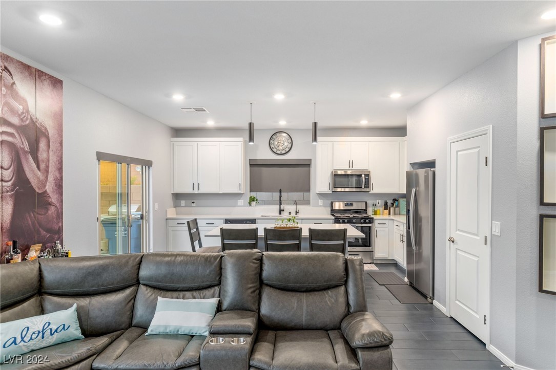 10428 Rose Palisade Street, Las Vegas, Nevada image 10