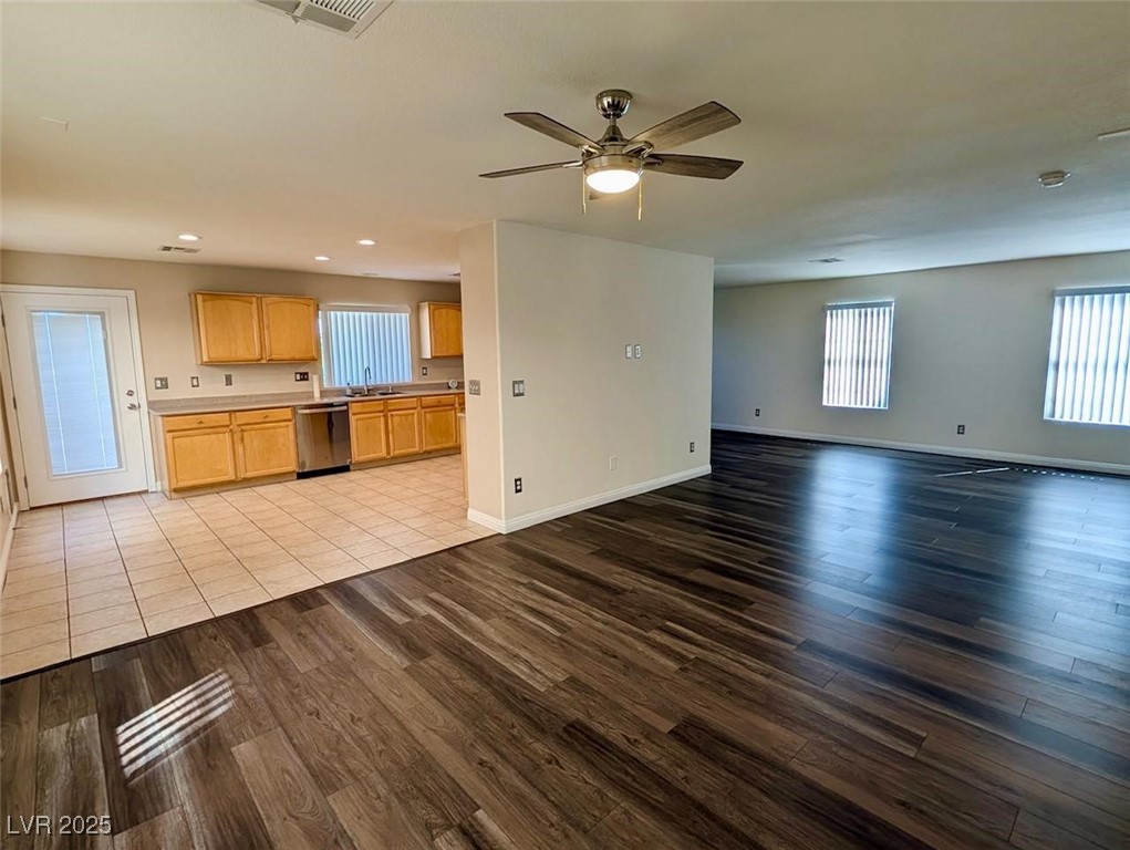 Las Vegas, Nevada 89144, United States, 4 Bedrooms Bedrooms, ,3 BathroomsBathrooms,Residential,Active,241437
