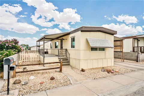 Mobile Home For Sale - 3462 Isle Royale Drive<br/> Las Vegas, NV 89122