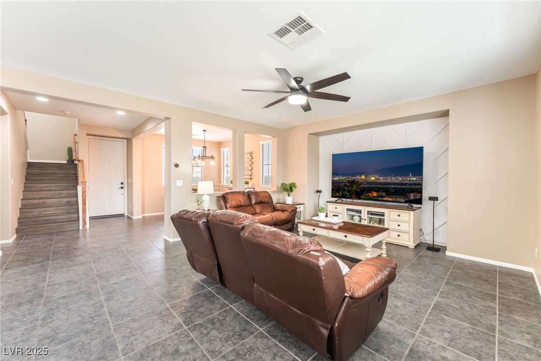 8324 Mesa Bloom Street