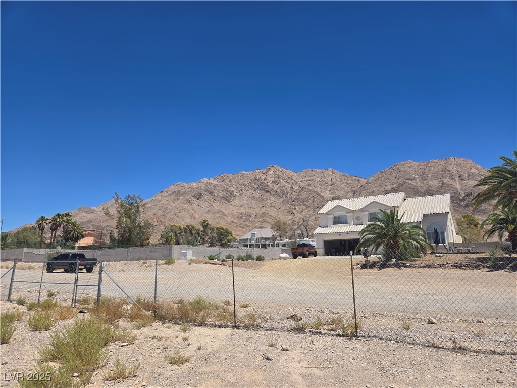 255 Vista Valley Street