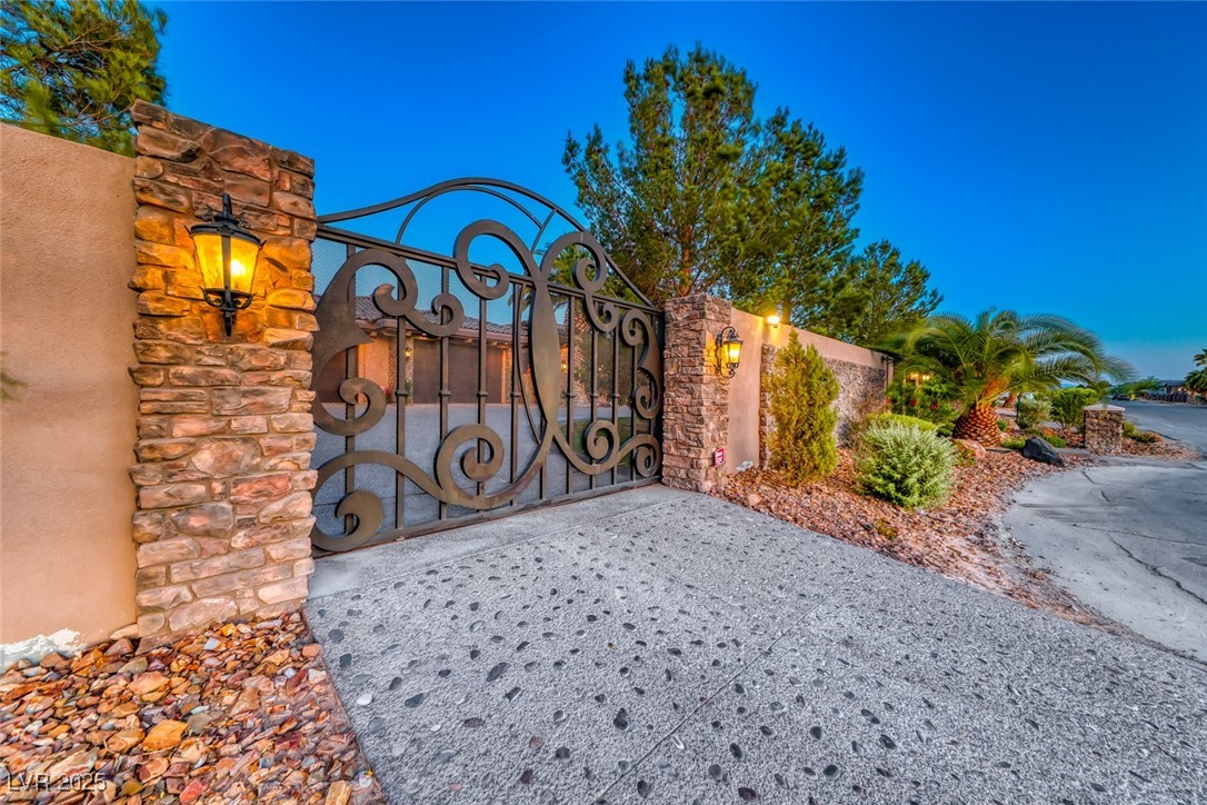 9920 Rancho Destino Road