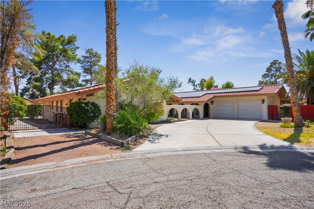 3265 Mustang Street