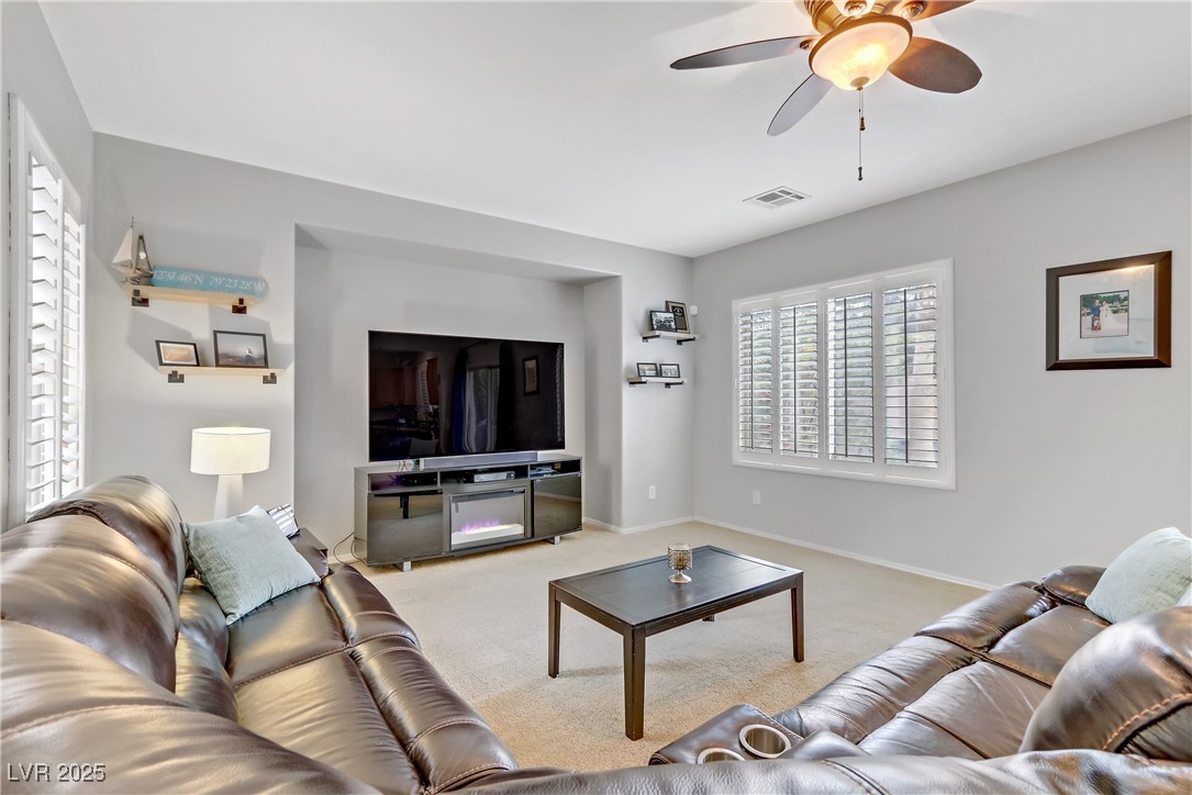 2445 Rue Royale St, Henderson, Nevada image 12