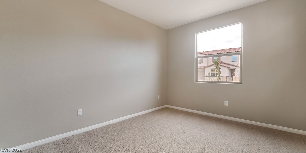 738 Cloud Creek Street