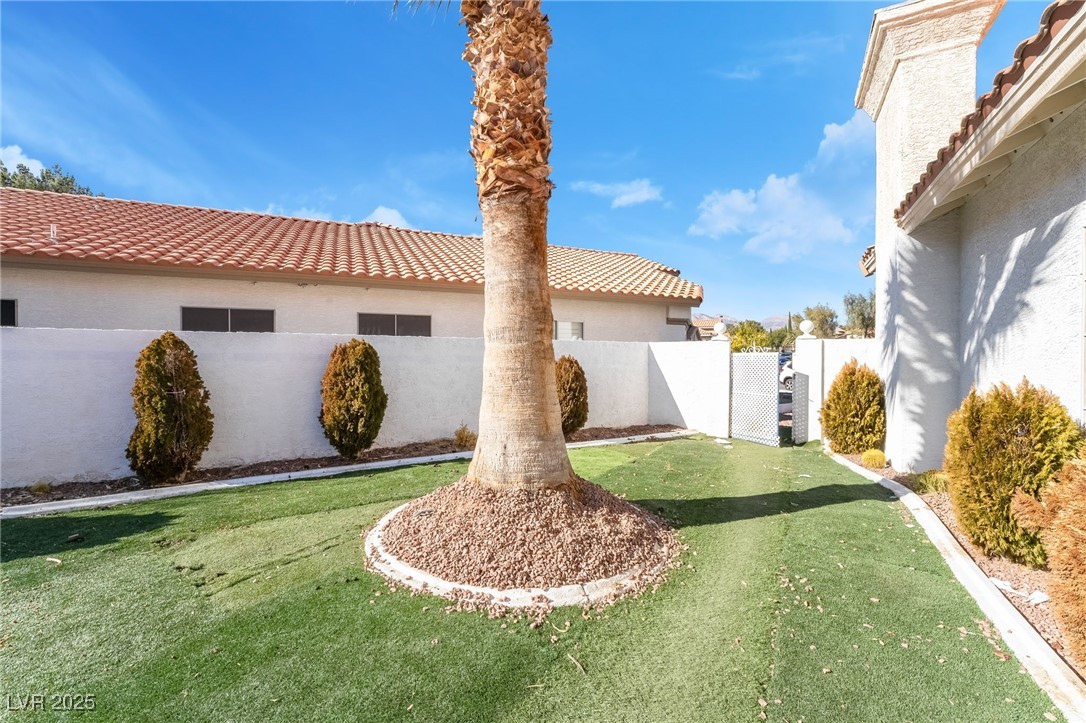 1540 Castle Crest Drive, Las Vegas, Nevada image 43