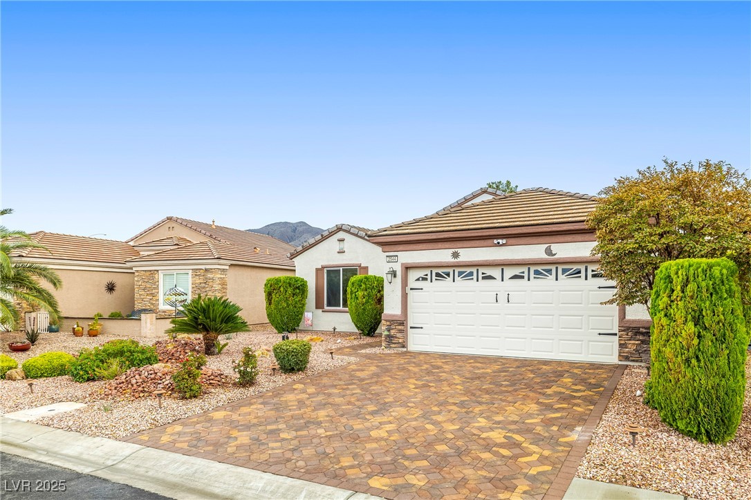 Properties 2 2544 Solera Sky Drive