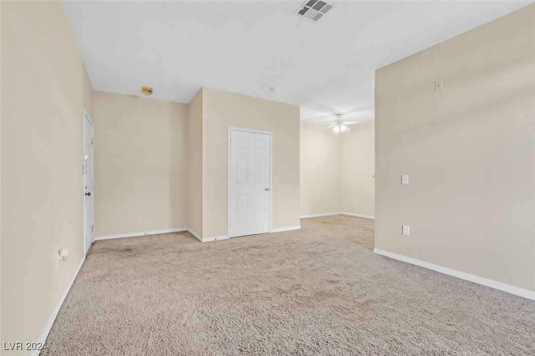 231 W Horizon Ridge Parkway #713, Henderson, Nevada image 4