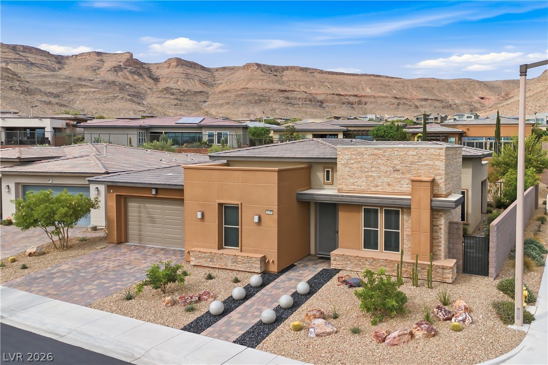 6759 Ivory Sage Street