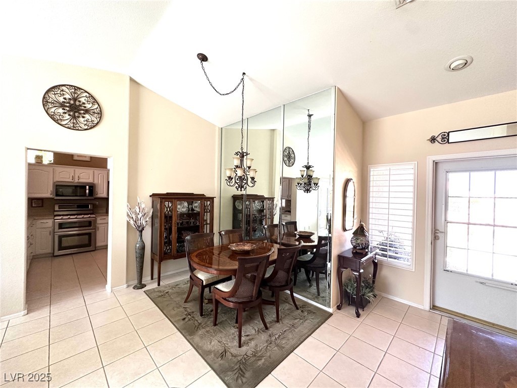 11025 Hawk Valley Avenue, Las Vegas, Nevada image 8