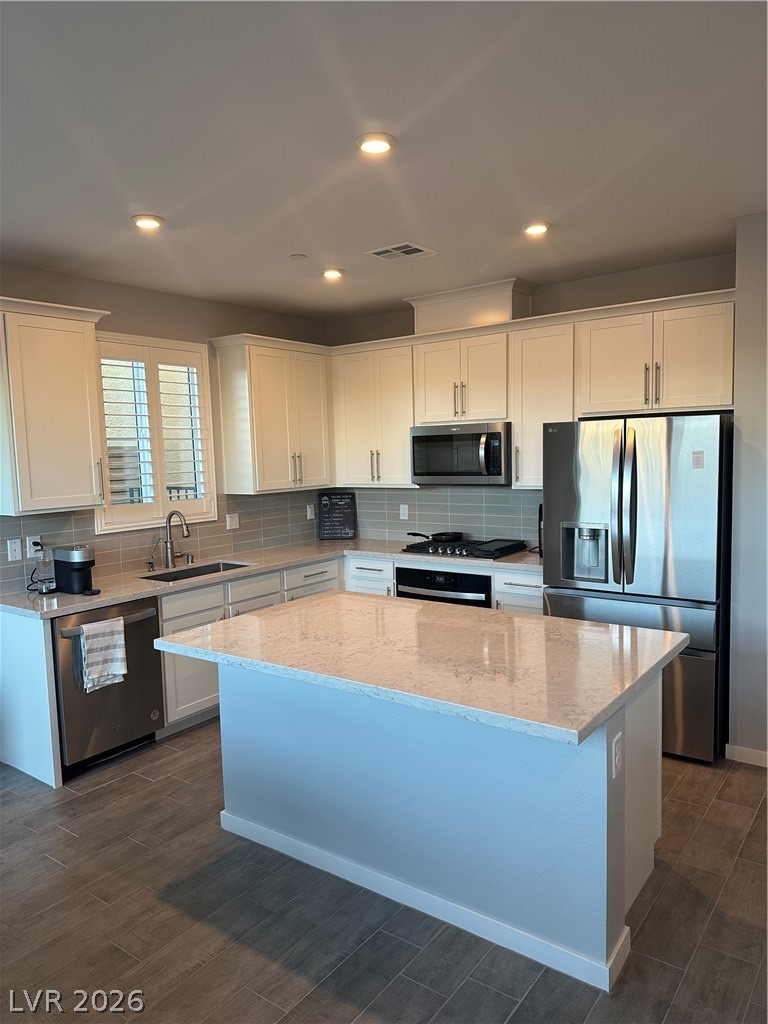 872 Pointe Arbor Street