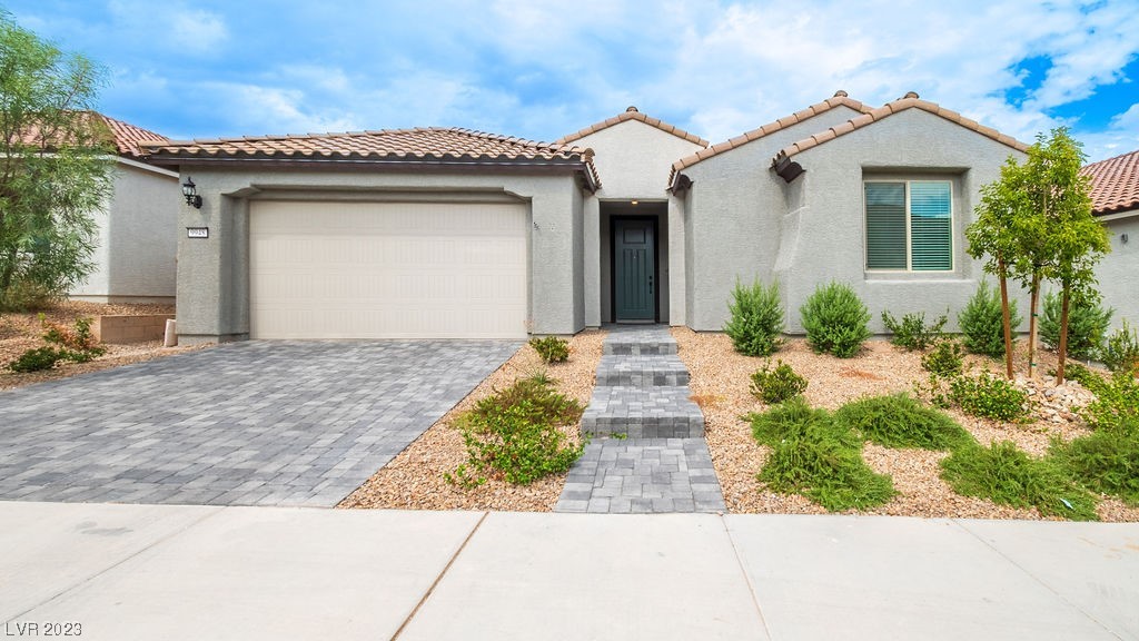 View Las Vegas, NV 89166 house