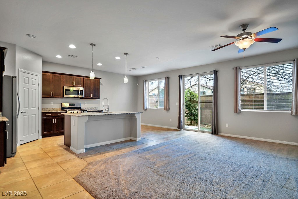 Las Vegas, Nevada 89149, United States, 3 Bedrooms Bedrooms, ,3 BathroomsBathrooms,Residential,Active,123018