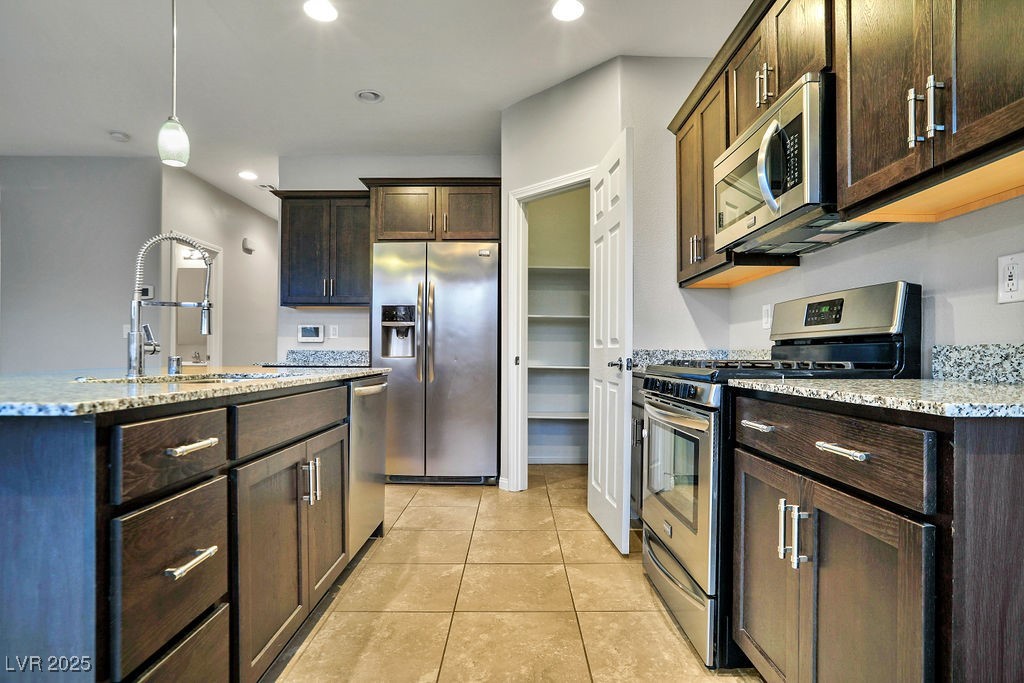 Las Vegas, Nevada 89149, United States, 3 Bedrooms Bedrooms, ,3 BathroomsBathrooms,Residential,Active,123018