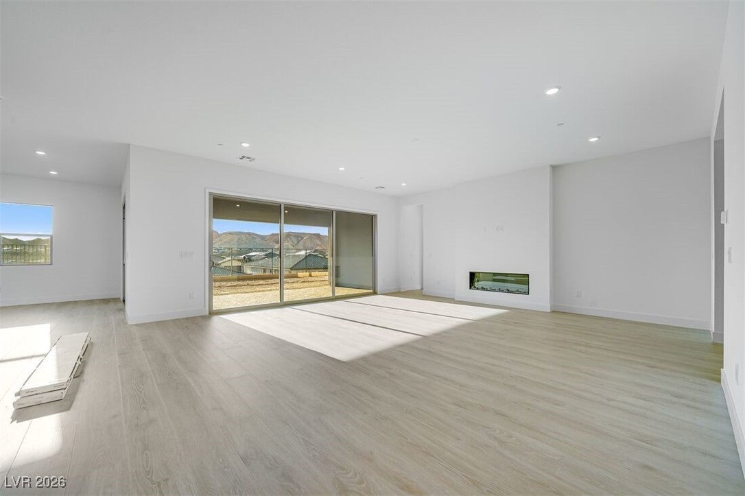 203 Paraggi Bay Drive