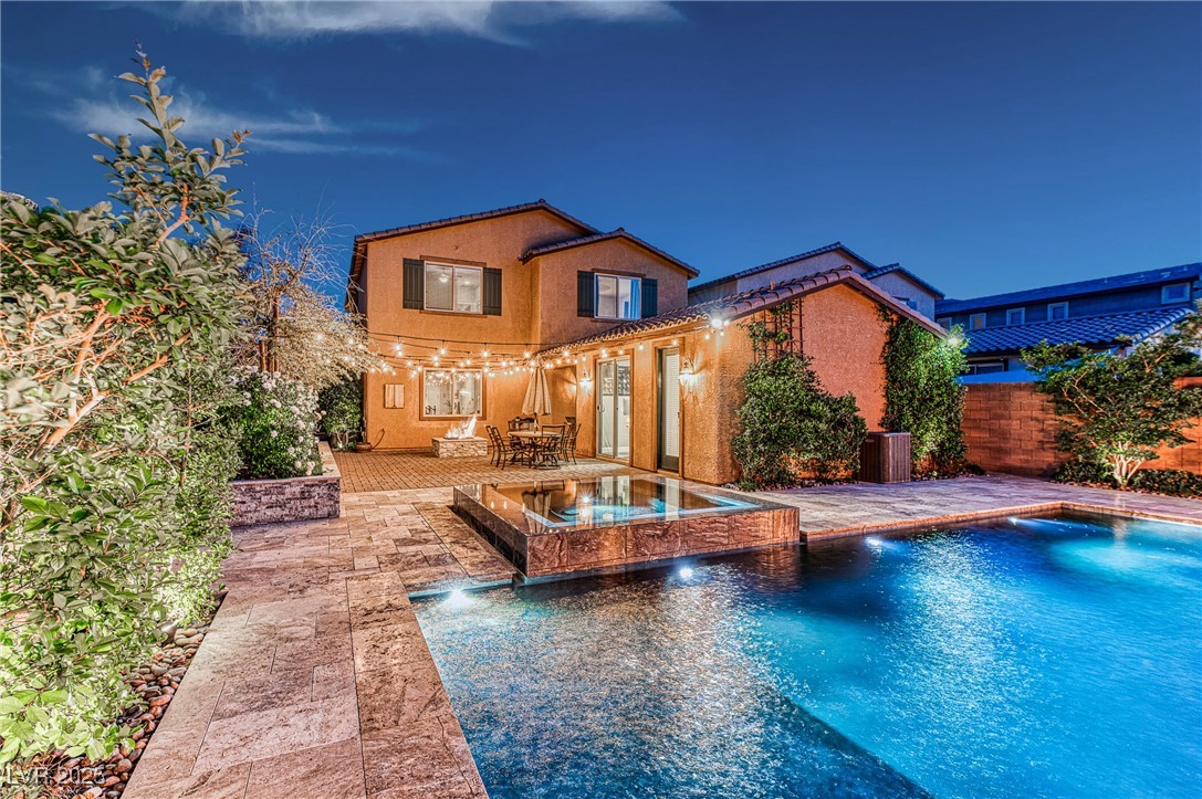 2874 Shining Sun Way