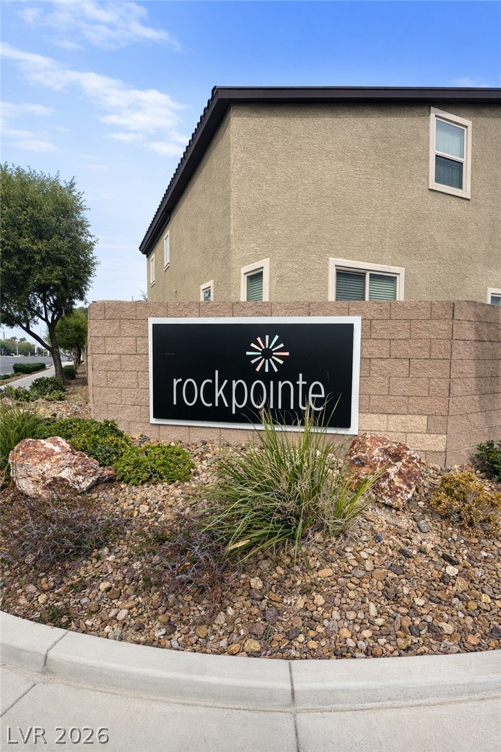 10170 Smooth Rock Street