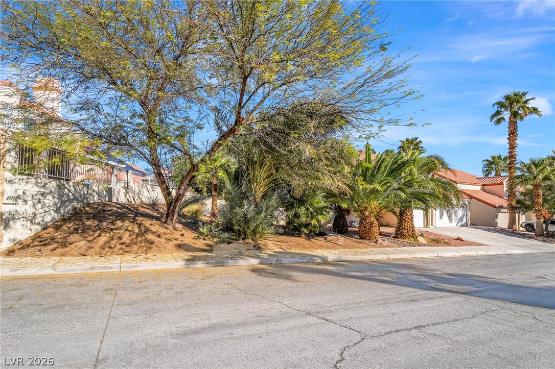 1735 Maverick Court