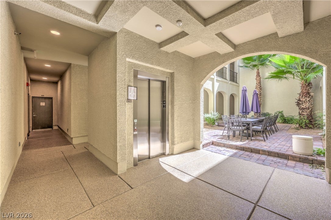 2555 Hampton Road 4104