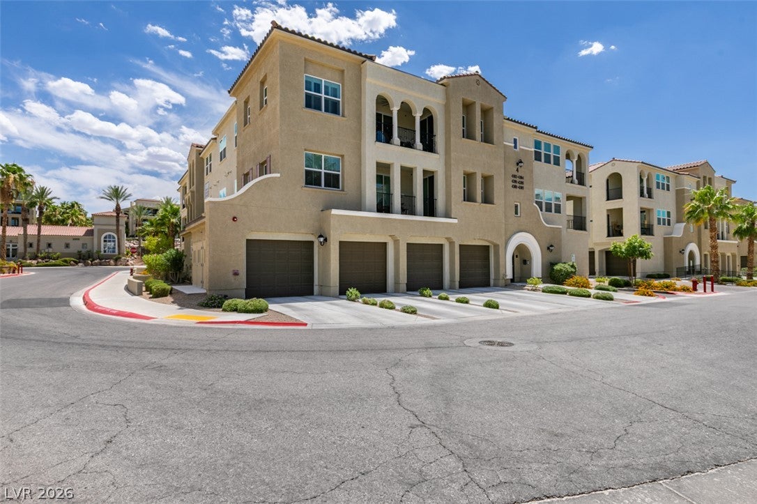 2555 Hampton Road 4104