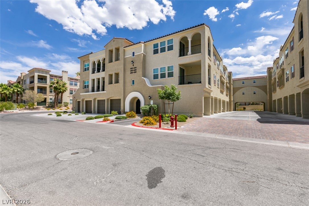 2555 Hampton Road 4104