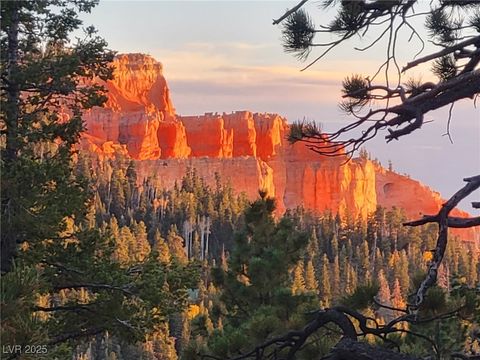 Vacant Land For Sale - 1395 W Canyon Breeze Drive<br/> Duck Creek Village, UT 84762