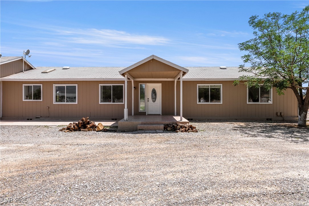 581 W Betty Avenue, Pahrump, Nevada image 3