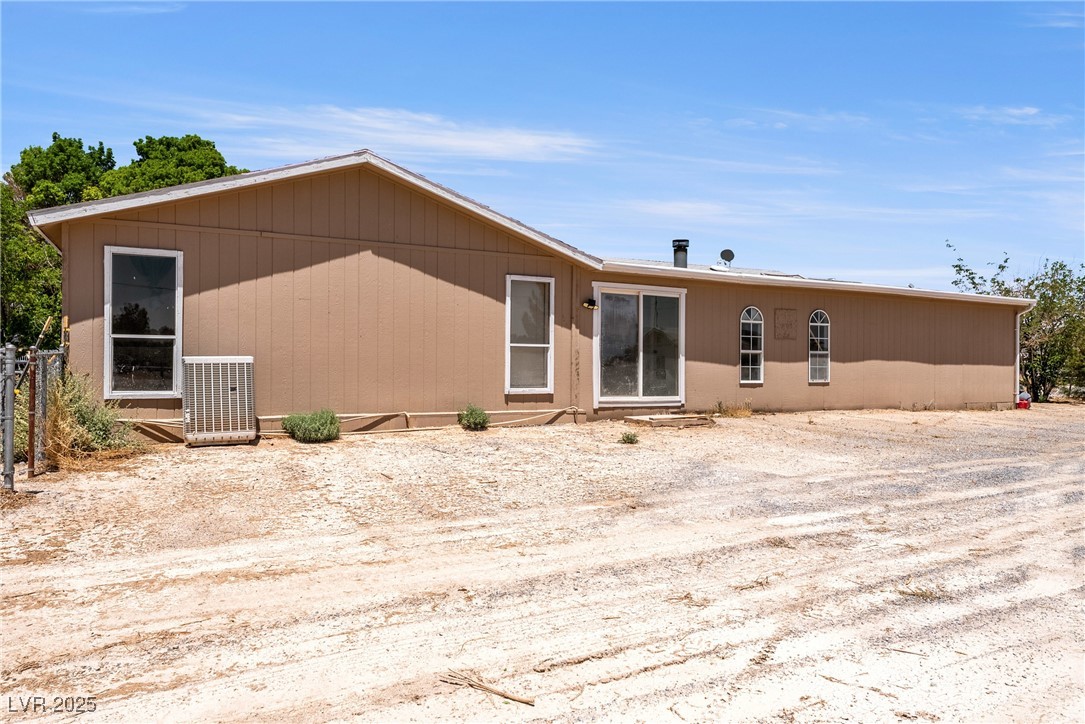581 W Betty Avenue, Pahrump, Nevada image 30