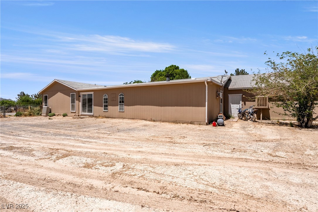 581 W Betty Avenue, Pahrump, Nevada image 36