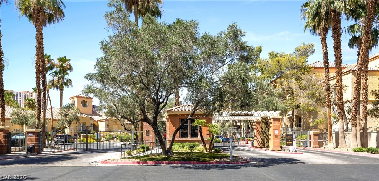 230 E Flamingo Road 414